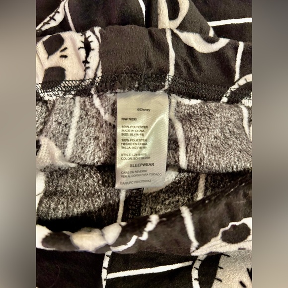 3 piece Disney’s, Nightmare Before Christmas pajamas. 1 top, 2 pair of bottoms. - Picture 5 of 16